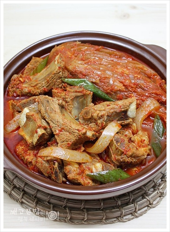 돼지갈비 묵은지찜
