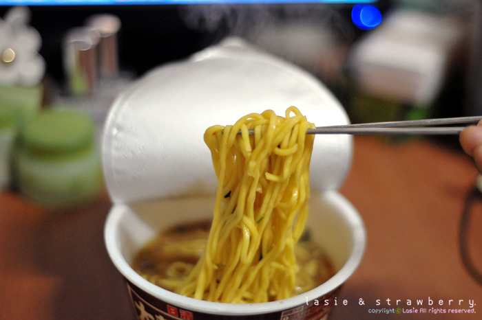 이번엔 국물라멘! 모닝구 무스메 CF출연 - 일청 태면당당「日清 太麺堂々」