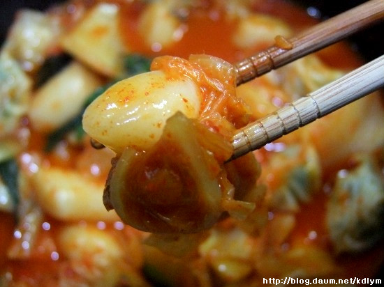 차린거 없이~. 칭찬받는 메뉴- 떡볶이 김치찌개