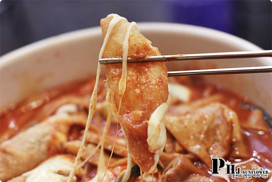 신당맛집-연예인들과 매스컴에서 인정한 매운 떡볶이 -엽기떡볶이