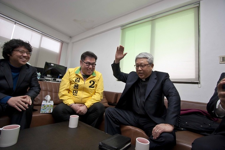 본통신 이미지