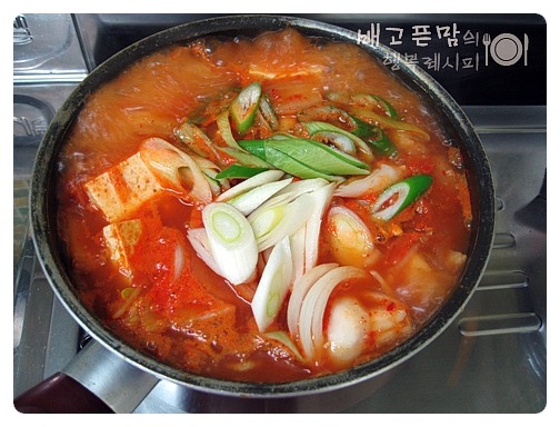 묵은지 돼지목살 김치찌개