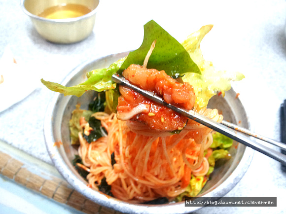 부산맛집 : 할매집 - 부산 명물 60년 전통의 회국수 