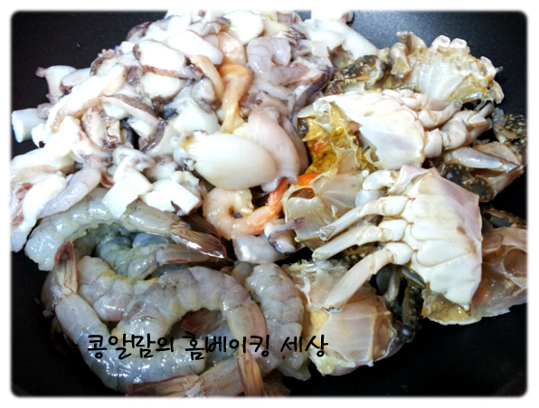 <견과류 해물찜>