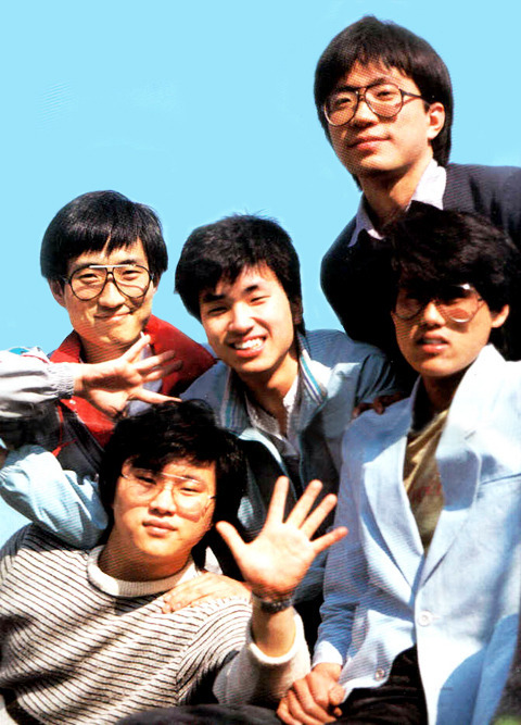 새벽기차 이미지