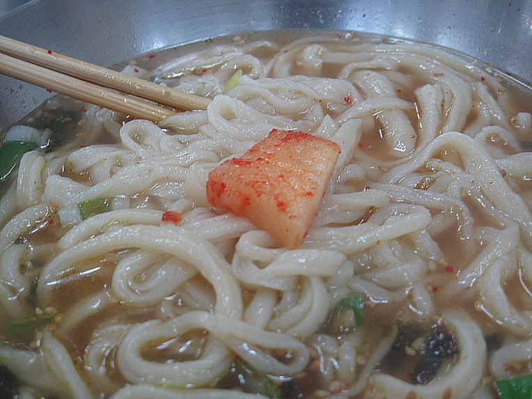 50년전통의 서면시장 칼국수집  자야집(성미) ....