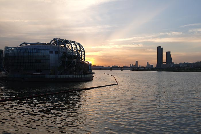 한강속의 세빛섬