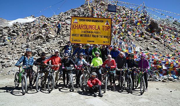 Extreme cycling in Indonesia. (Part II)