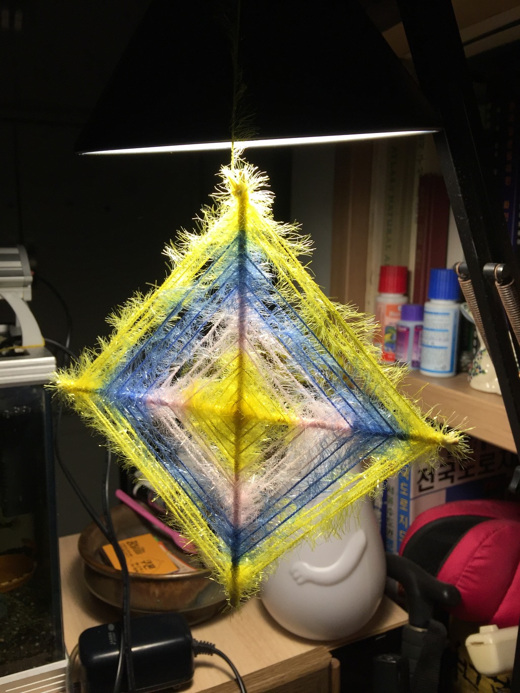 실로 만드는 만다라