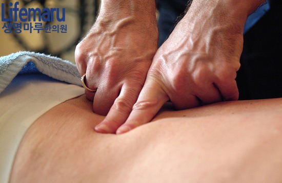 [조원동/신사동/난곡동/미성동] 잘못된 자세로 인한 통증, 추나요법 받아보세요
