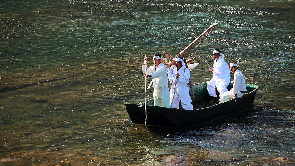 [정선 나룻배] 정선 가수리마을 사람들이 강을 건널 때 이용하던 교통수단인 나룻배를 보다 / 토함