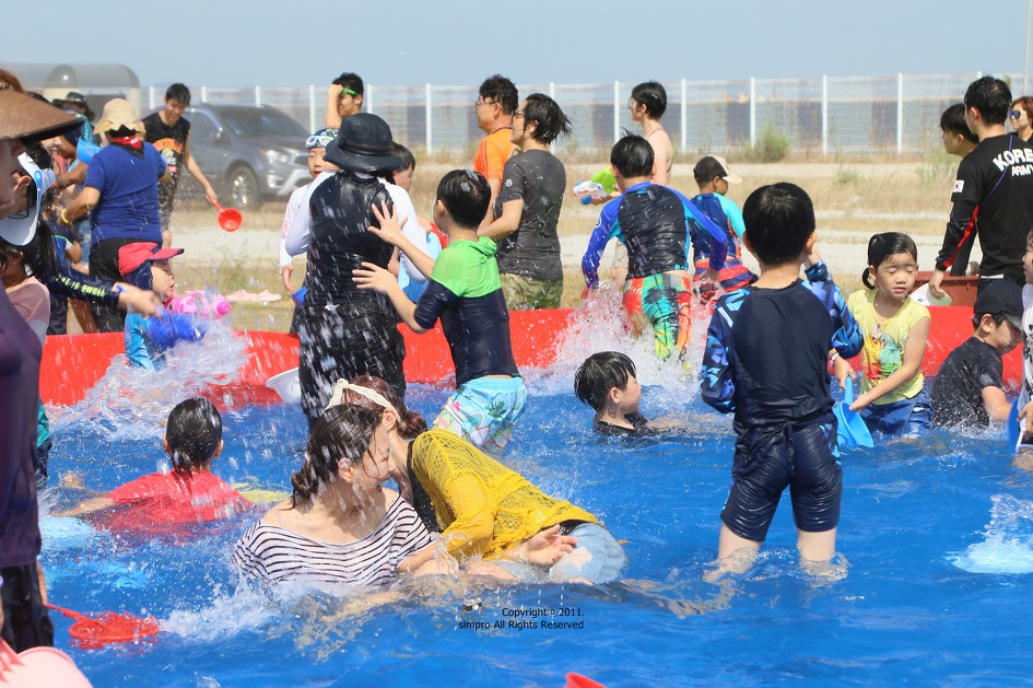글로벌 캠핑축제 새만금 노마드 페스티벌 - 그 열기 속으로 