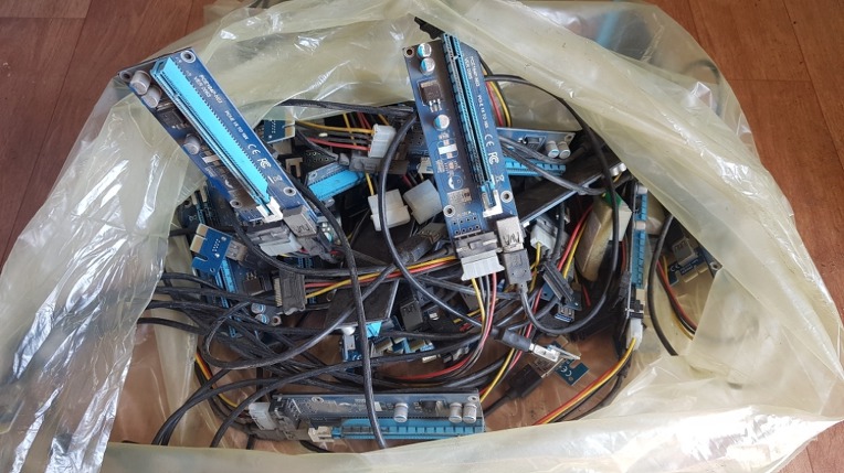 99698E3D5E702BBC29F01C