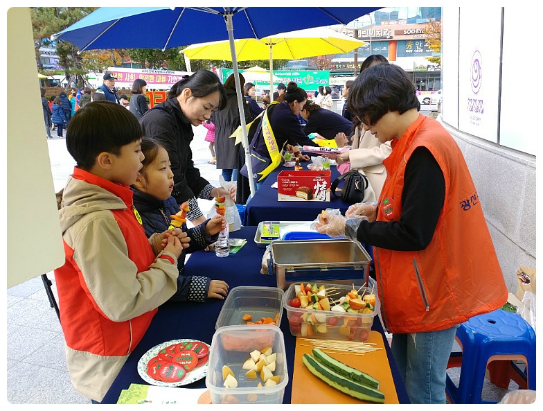 99C551425C04EB652BE41D