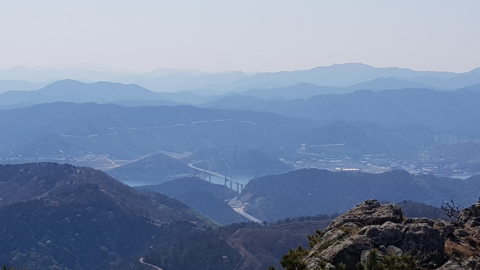 불모산과 장복산 꽃길만 걸었다
